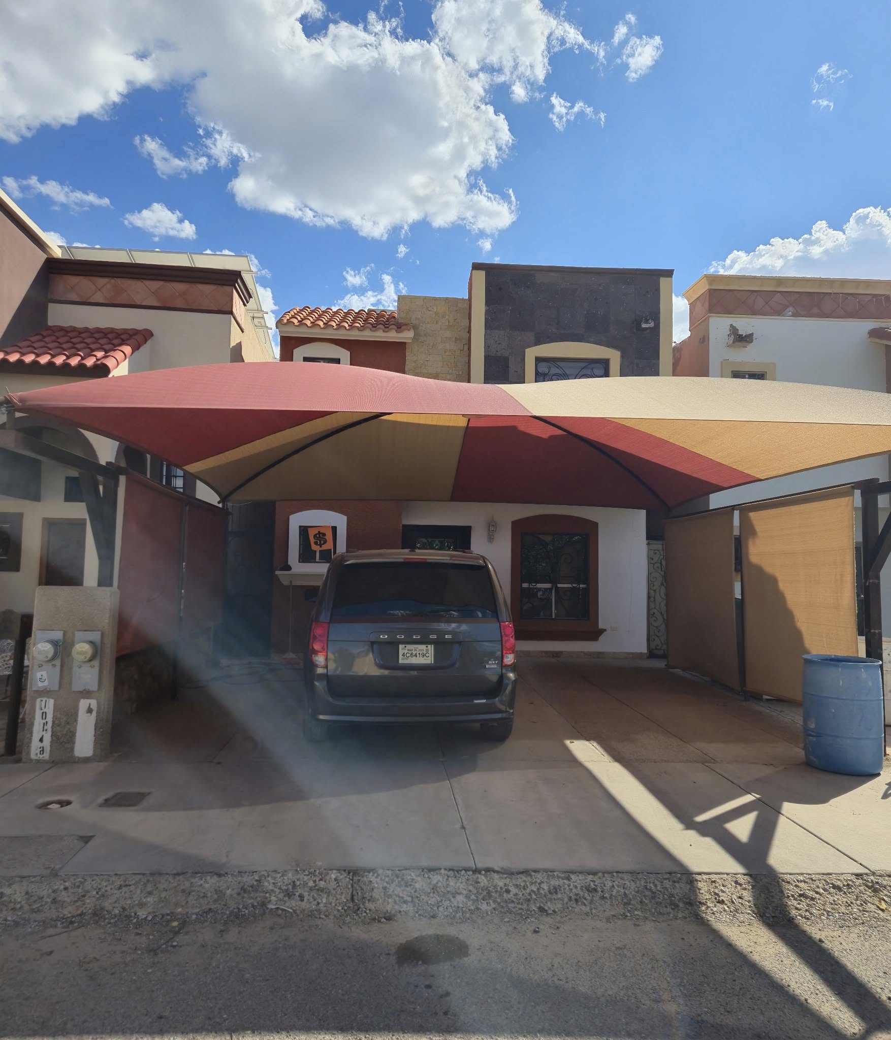 Fachada de propiedad en promoción